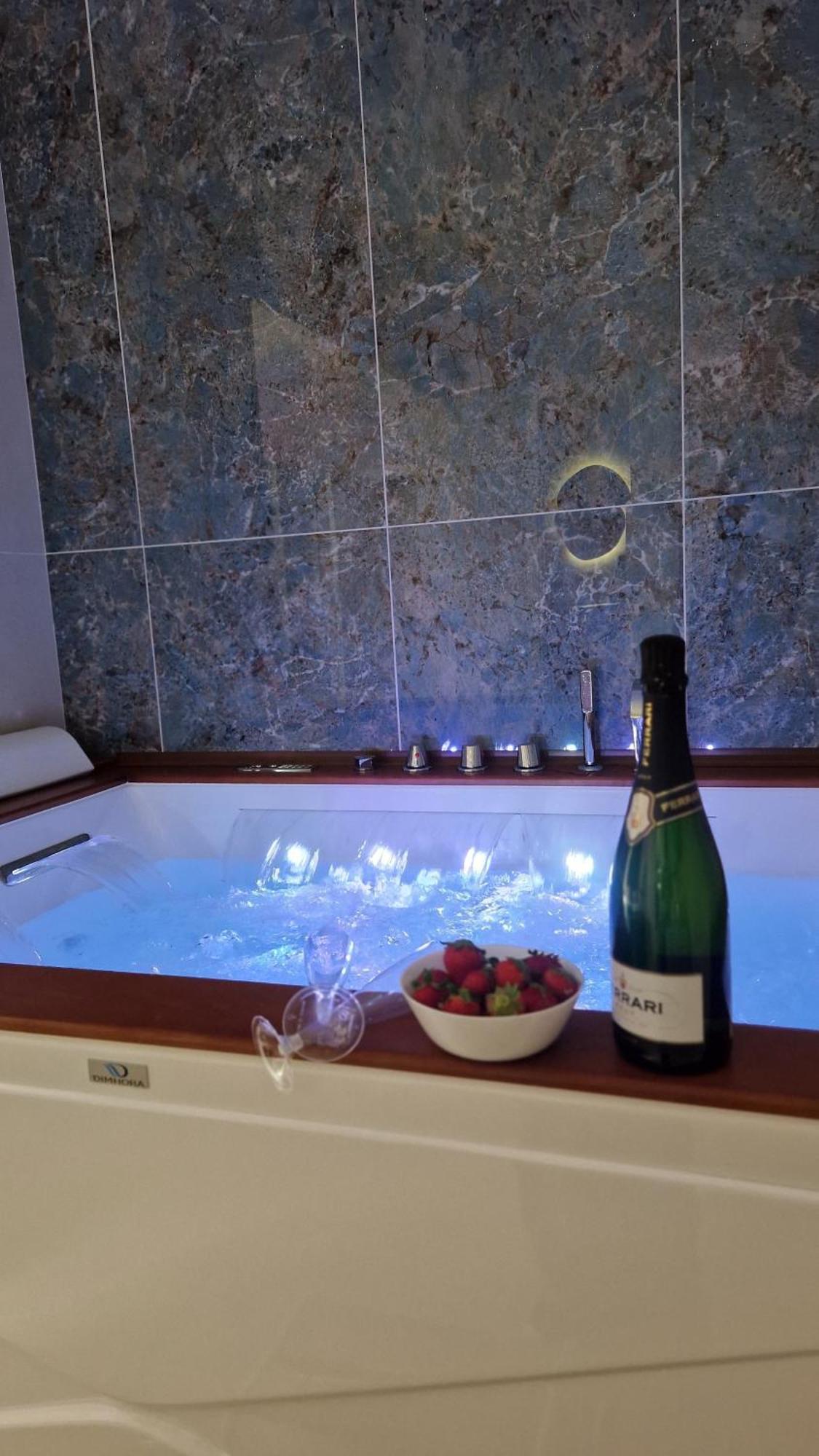 Superior Suite & Apartment קטאניה מראה חיצוני תמונה